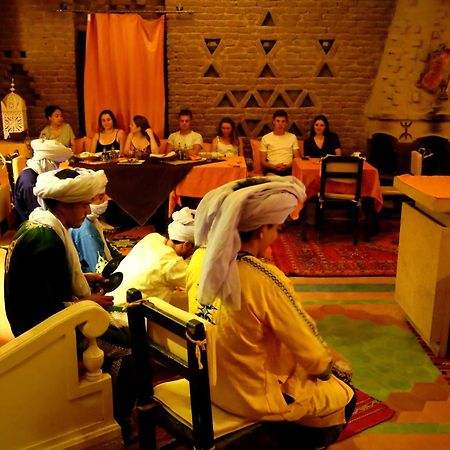 Hotel Cafe Du Sud Merzouga Bagian luar foto