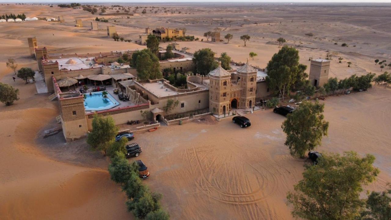 Hotel Cafe Du Sud Merzouga Bagian luar foto