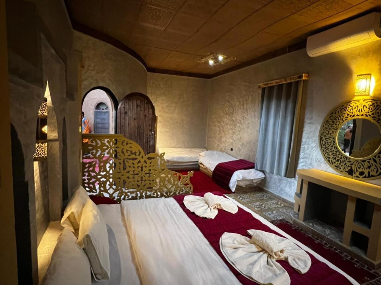 Hotel Cafe Du Sud Merzouga Bagian luar foto