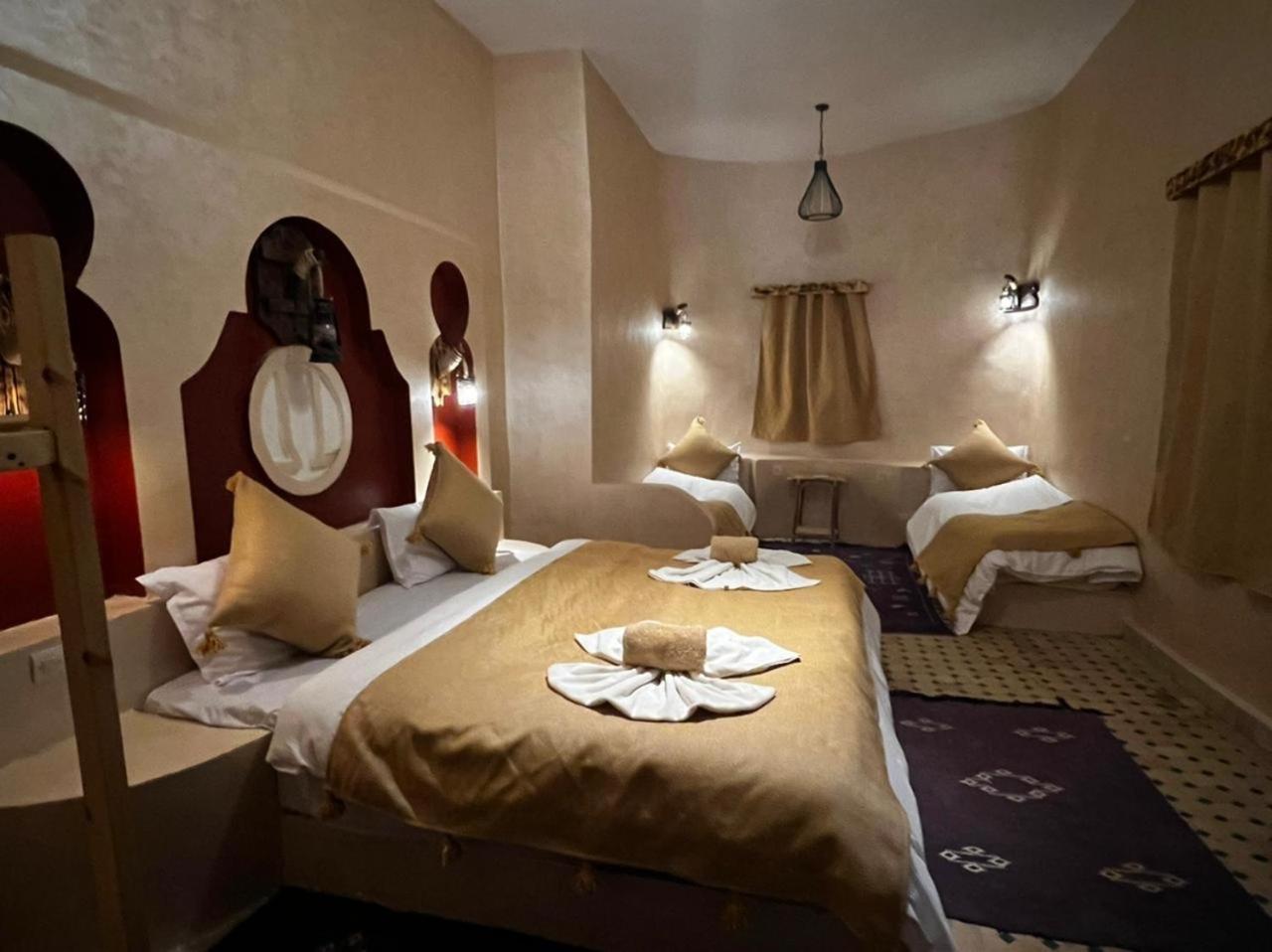 Hotel Cafe Du Sud Merzouga Bagian luar foto