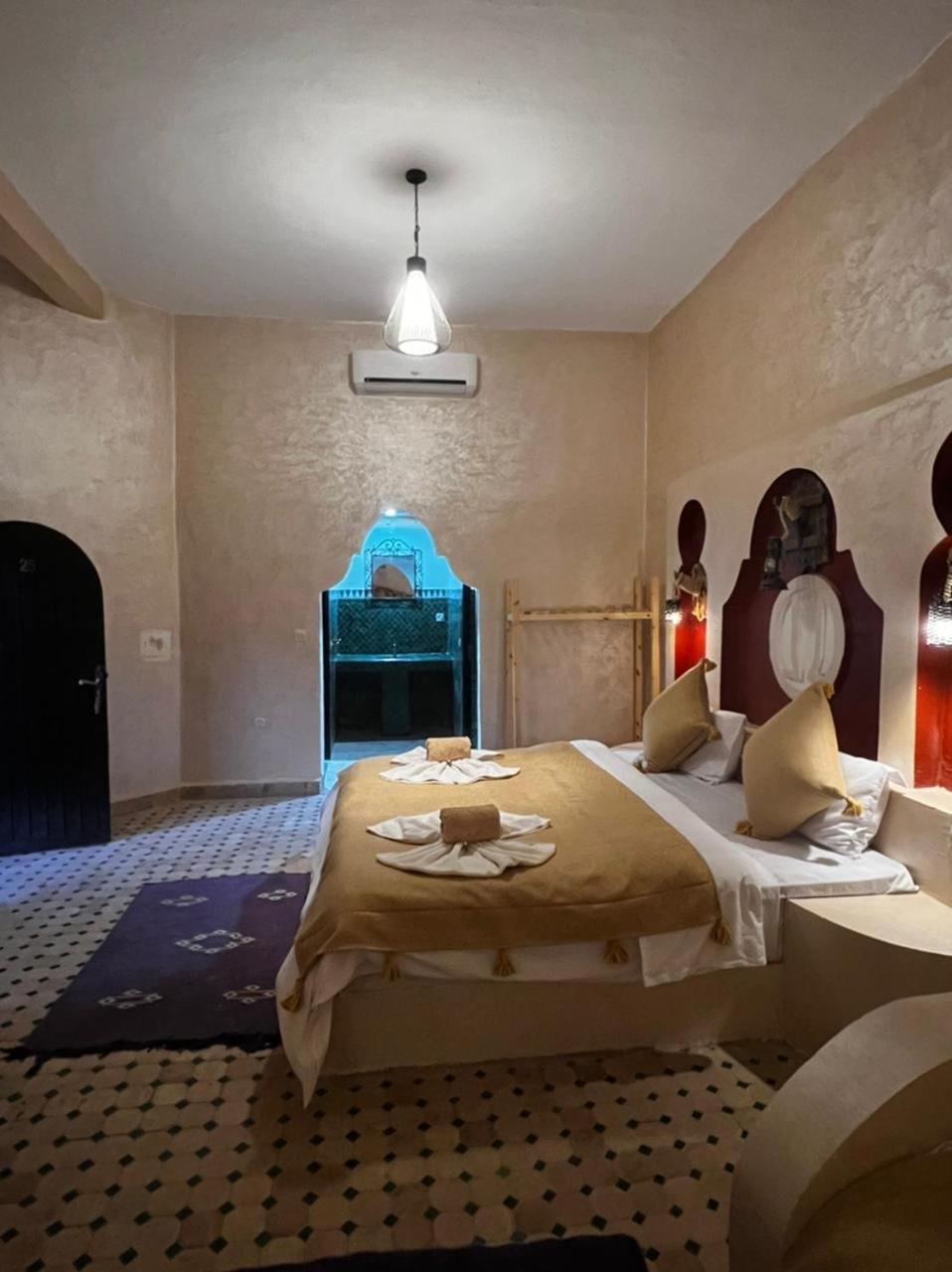Hotel Cafe Du Sud Merzouga Bagian luar foto