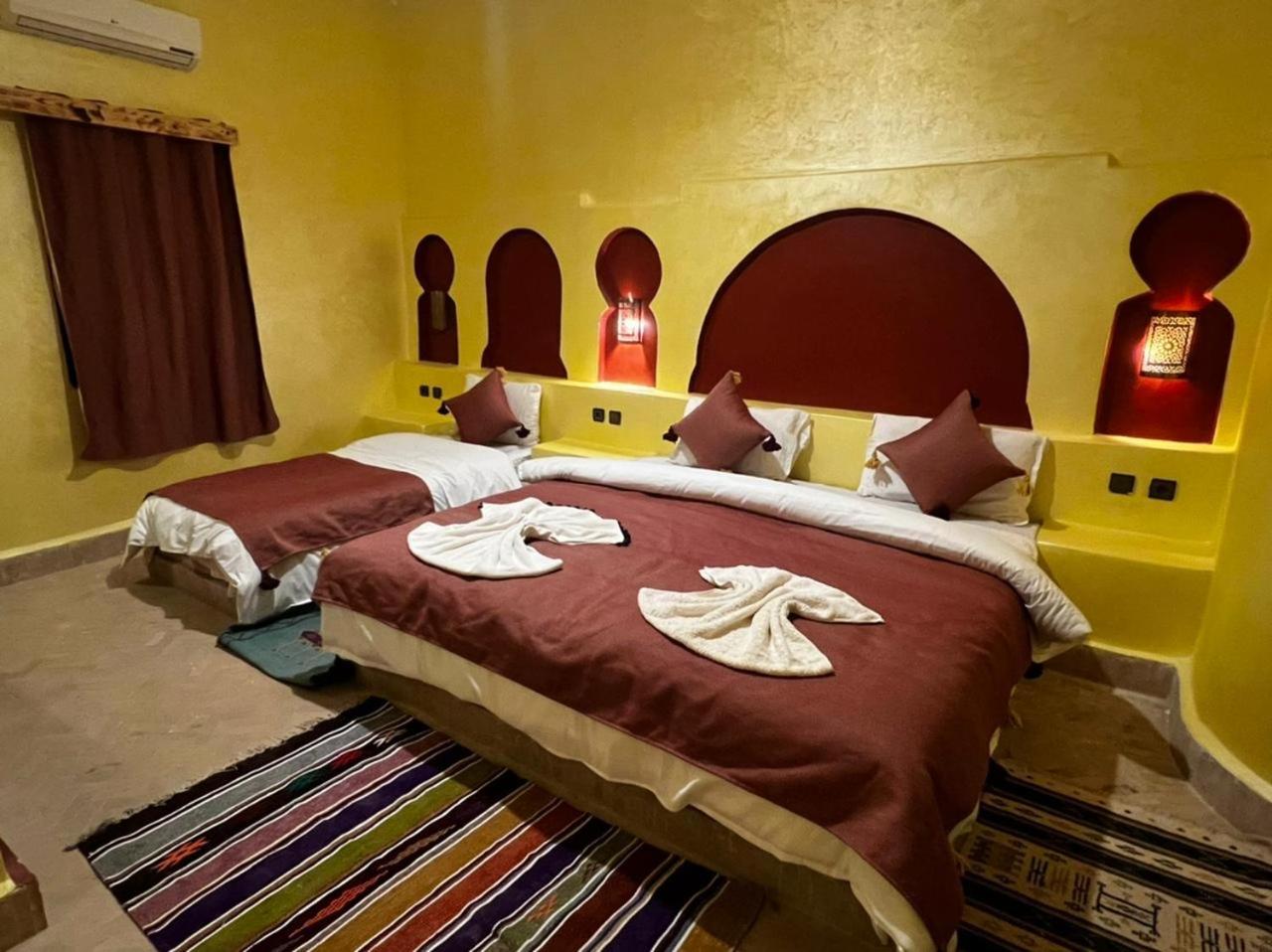 Hotel Cafe Du Sud Merzouga Bagian luar foto