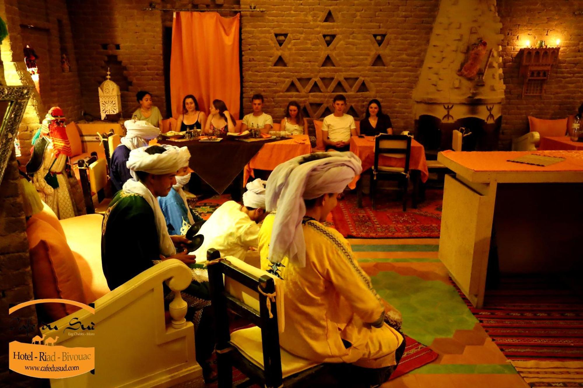 Hotel Cafe Du Sud Merzouga Bagian luar foto
